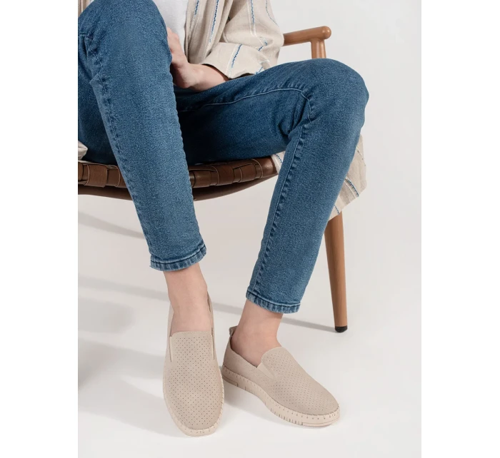 Originální dámské hnědé  mokasíny na plochém podpatku