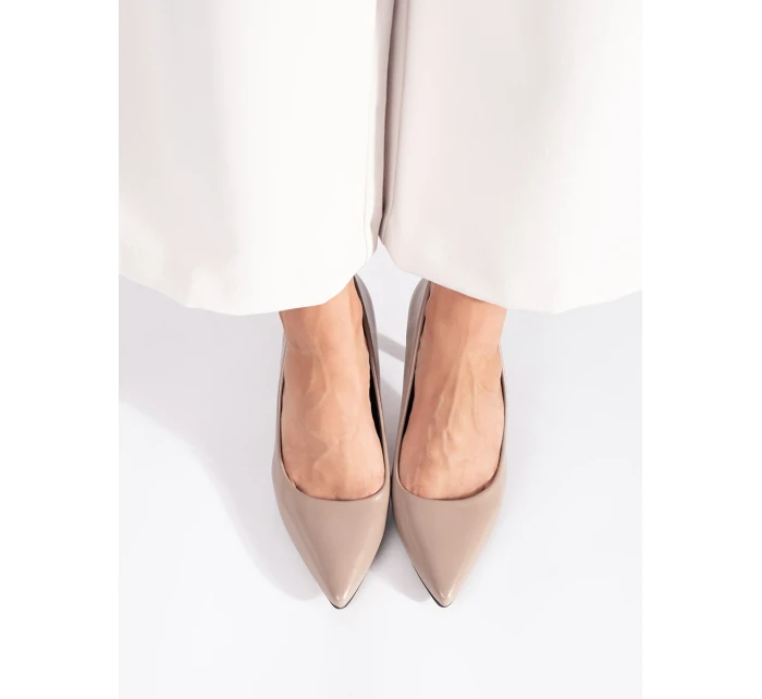 Stylové dámské hnědé lodičky na jehlovém podpatku Stylové dámské hnědé lodičky na jehlovém podpatku