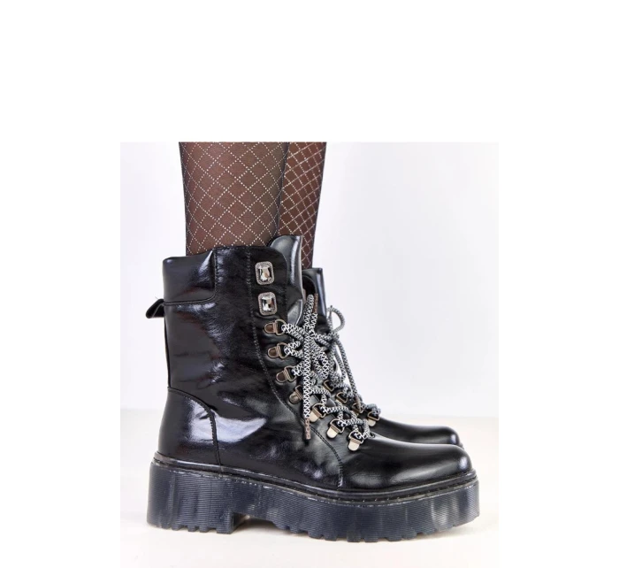 Šněrovací vyšší model 219412 Solea Šněrovací vyšší model 219412 Solea