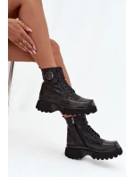 Kožené dámské kotníčková na platformě s nápisy a ozdobným detailem Artiker 57C2273 Černé