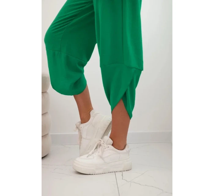 Kalhoty se širokými nohavicemi a kapsami zelený Kalhoty se širokými nohavicemi a kapsami zelený