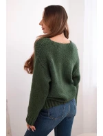 Dámský svetr z měkké pleteniny s výstřihem do V khaki Dámský svetr z měkké pleteniny s výstřihem do V khaki