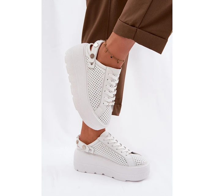 Kožené Ažurové Dámské Tenisky Na Platformě S Páskem Na Patě D&A LR61-7088 Bílé