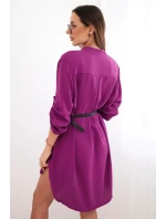 Šaty s delšími zády a páskem tmavě fialová