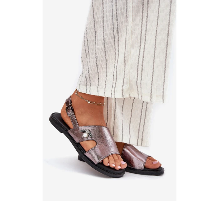 Dámské Ploché Sandály S Dekorativním Detalem Stříbrné model 21697232 - VINCEZA