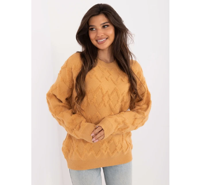 Sweter AT SW model 20459129 camelowy - FPrice Sweter AT SW model 20459129 camelowy - FPrice