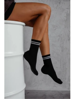 Dámské ponožky se dvěma tenkými proužky – černé