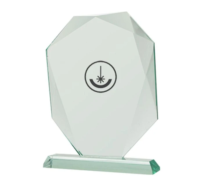 Gravírovaná skleněná trofej s pouzdrem