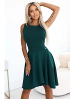 Rozšířené šaty s prodlouženým zadním dílem lahvově zelené model 21297347 - numoco