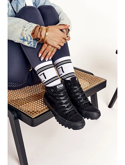 Dámské Vysoké Tenisky Na Velké Podrážce BIG STAR model 21545597 černé - Big Star Shoes Dámské Vysoké Tenisky Na Velké Podrážce BIG STAR model 21545597 černé - Big Star Shoes