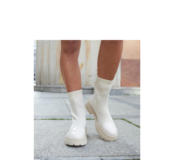 Boty model 204605 Solea Boty model 204605 Solea