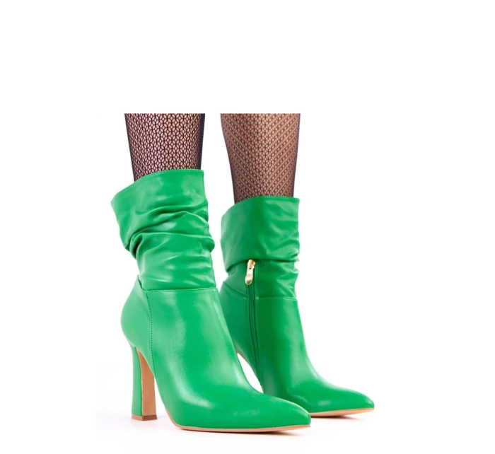 Boty na podpatku model 218538 Solea Boty na podpatku model 218538 Solea