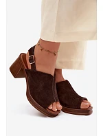 Kožené semišové sandály na podpatku Vinceza 39995 čokoládové