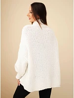 Dámský oversize svetr s příměsí model 22391390 rolákem a širokými rukávy ecru - K-Fashion Dámský oversize svetr s příměsí model 22391390 rolákem a širokými rukávy ecru - K-Fashion