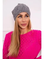 Sandra model 18750729 tmavě šedá fleecová čepice - K-Fashion Sandra model 18750729 tmavě šedá fleecová čepice - K-Fashion