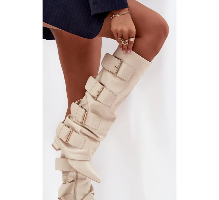 Dámské kozačky na sloupkovém podpatku s ohrnovaným svrškem a zlatými přezkami Isavelle – světle béžové