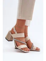 Sandály na podpatku model 195551 Step in style Sandály na podpatku model 195551 Step in style