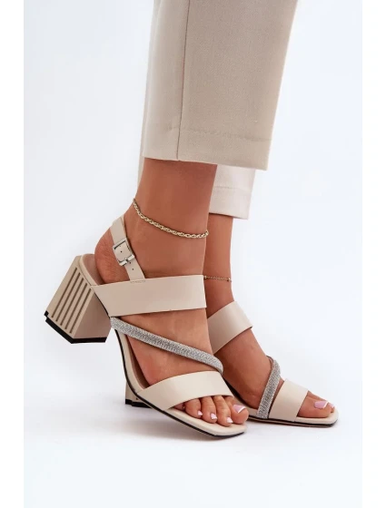 Sandály na podpatku model 195551 Step in style Sandály na podpatku model 195551 Step in style