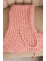 Dámská čepice s kapucí z jemným pletením s tkaničkami pudrově růžová Dámská čepice s kapucí z jemným pletením s tkaničkami pudrově růžová