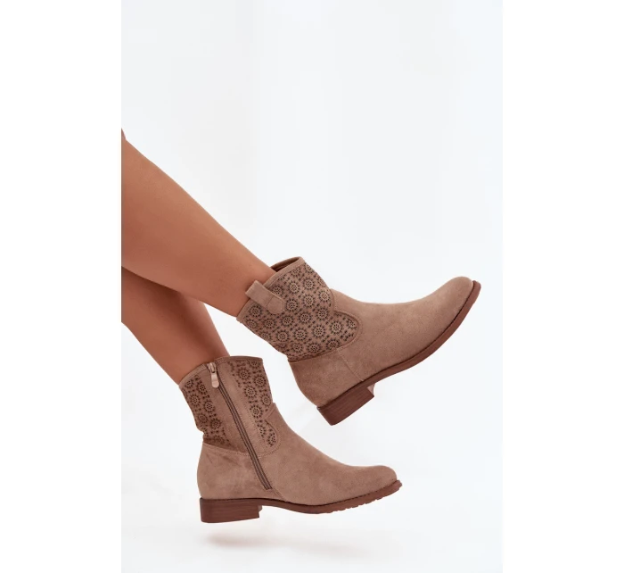 Dámské kotníkové boty na ploché podrážce s perforovaným vzorem S.Барски HY52-530 béžové