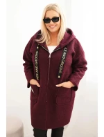 Dámský kabát Plus Size z umělé látky s kapucí a kapsami model 21468730 - K-Fashion