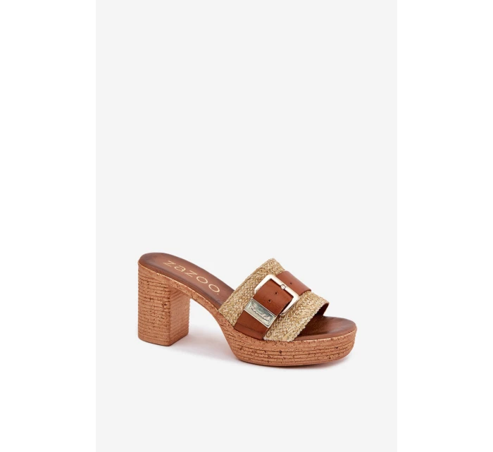 Kožené Dámské Sandály Na Podpatku S Přezkou A Pletením Hnědé model 21697435 - Zazoo Kožené Dámské Sandály Na Podpatku S Přezkou A Pletením Hnědé model 21697435 - Zazoo
