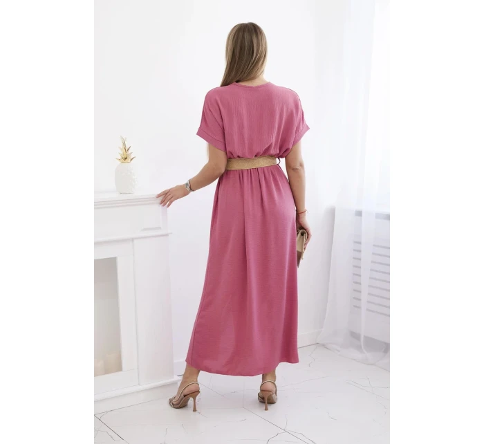 Dlouhé šaty s ozdobným páskem tmavě růžová