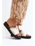 Kožené dámské žabky model 21646214 stříbrné - Zazoo Kožené dámské žabky model 21646214 stříbrné - Zazoo