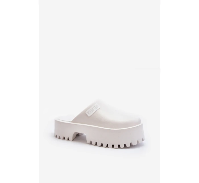 Dámské Žabky Na Masivní Podrážce Big Star NN274015 Bílé