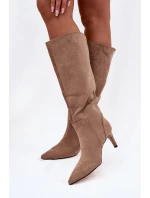 Dámské zateplené kozačky na jehlovém podpatku – tmavě béžové Arelisse Dámské zateplené kozačky na jehlovém podpatku – tmavě béžové Arelisse