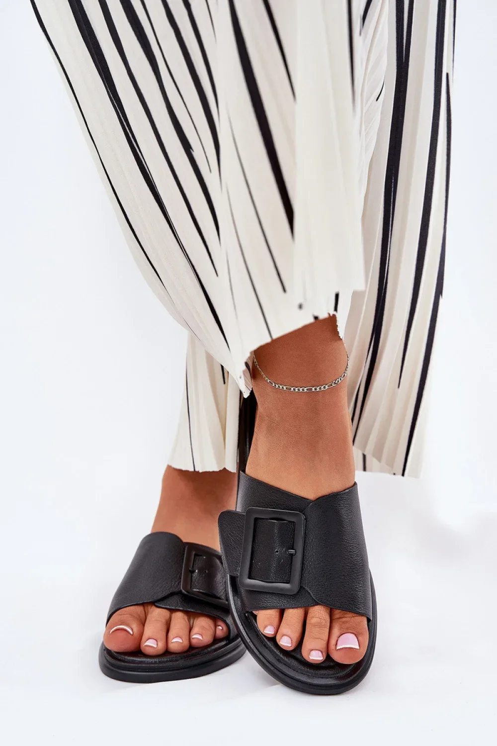 Flip-flops model 212350 Step in style