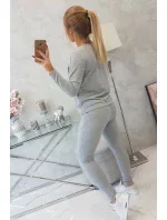 Sada s knoflíkovým výstřihem šedé barvy