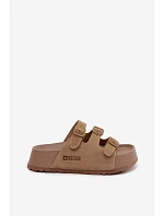 Dámské pantofle na masivní platformě s model 22069656 Big Star Béžové - Big Star Shoes Dámské pantofle na masivní platformě s model 22069656 Big Star Béžové - Big Star Shoes