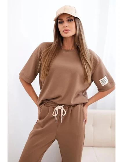 Dámský viskózový komplet s krátkým rukávem a nohavicemi velbloud Dámský viskózový komplet s krátkým rukávem a nohavicemi velbloud