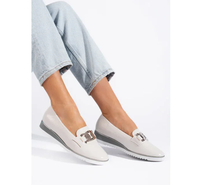 Praktické  polobotky dámské bílé platforma