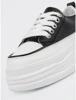 Exkluzívní model 21116304 dámské tenisky platforma Exkluzívní model 21116304 dámské tenisky platforma