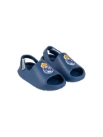 Real Madrid plážové žabky k bazénu modré Jr sandály model 21217154 - Real Madryt Real Madrid plážové žabky k bazénu modré Jr sandály model 21217154 - Real Madryt