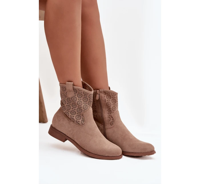 Dámské kotníkové boty na ploché podrážce s perforovaným vzorem S.Барски HY52-530 béžové