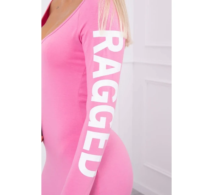 Otrhané světle růžové šaty