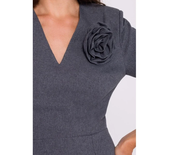 model 20503014 Květinové tužkové šaty šedé - STYLOVE model 20503014 Květinové tužkové šaty šedé - STYLOVE