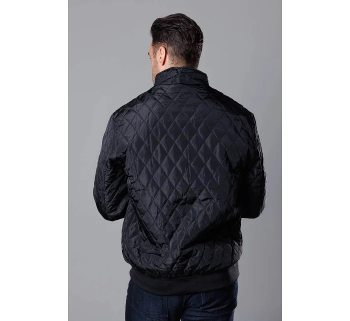 Černá pánská prošívaná bunda se stahovacími lemy model 18347930 - J.STYLE Černá pánská prošívaná bunda se stahovacími lemy model 18347930 - J.STYLE