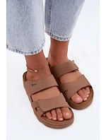 Kožené dámské pantofle s přezkami model 22200749 Hnědé - Inblu