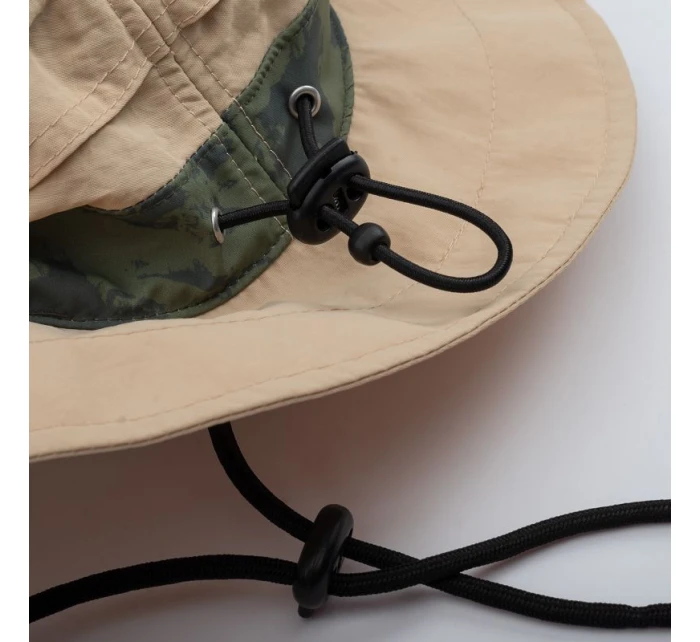 Elbrus Estevan M klobouk 92800596185 Elbrus Estevan M klobouk 92800596185