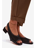 Ozdobené otevřené dámské sandály na podpatku semiš model 22100305 Černé - D&A
