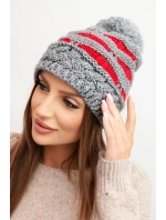 Dámská zimní pletená čepice s bambulí a copánkovým vzorem K466 šedá Dámská zimní pletená čepice s bambulí a copánkovým vzorem K466 šedá