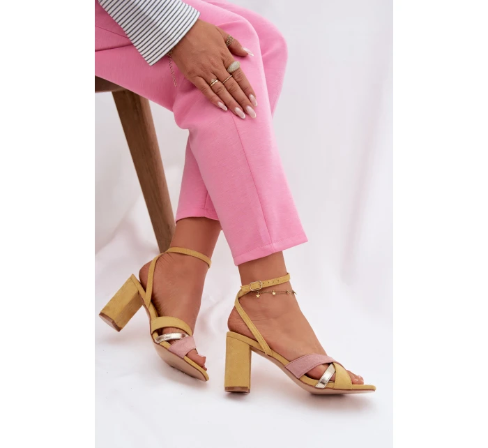 Dámské sandály na podpatku s pásky Eko semiš žluté model 21937474 - Boto