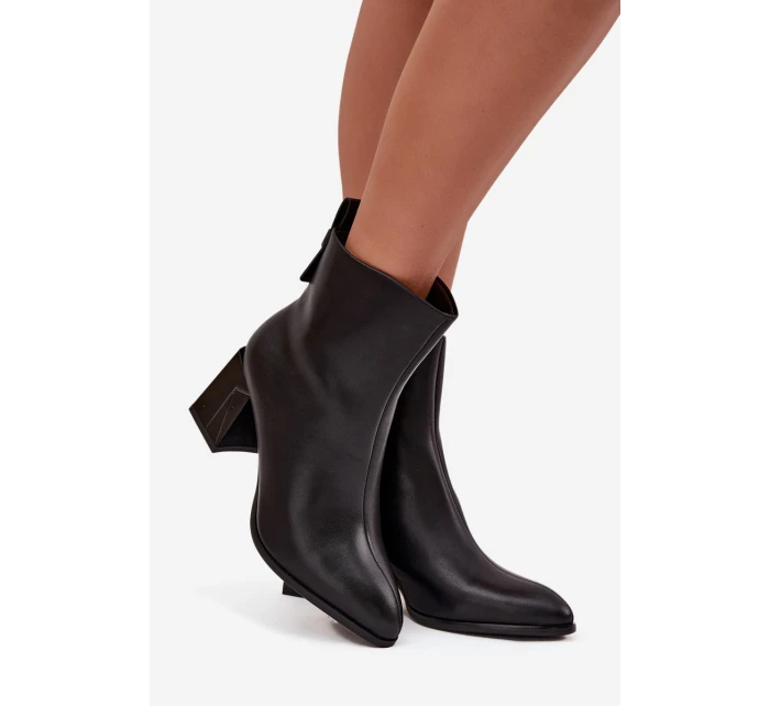 Dámské zateplené kotníkové boty na sloupku z pravé kůže – černé Vinceza Dámské zateplené kotníkové boty na sloupku z pravé kůže – černé Vinceza