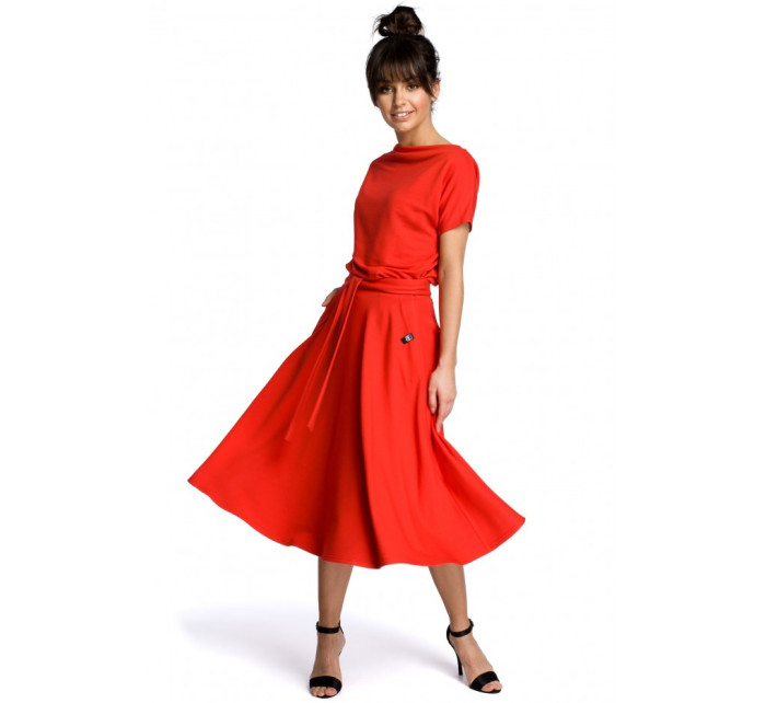 B067 Rozšířené šaty - červené