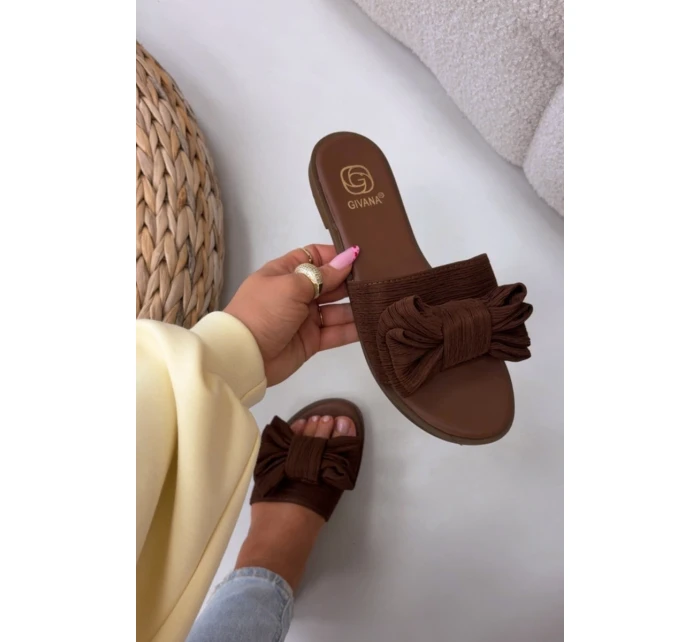 Dámské ploché sandály s mašlí Hnědé model 21937432 - Boto