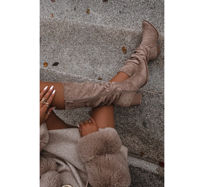 Dámské kozačky s horní částí na podpatku vyhřívané béžové model 21715049 - Boto